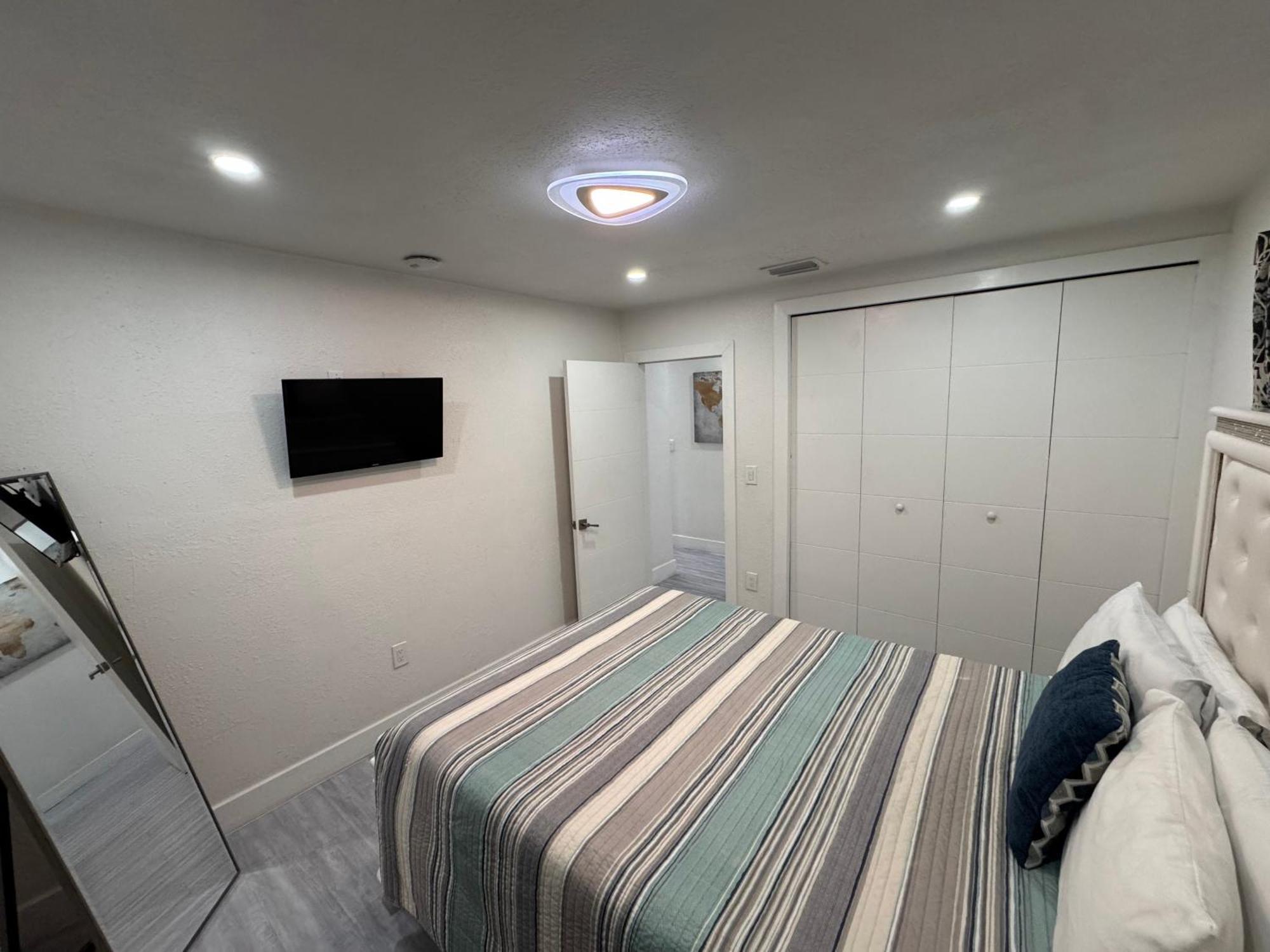 Stylish 2 Bedrooms By Airport Appartement