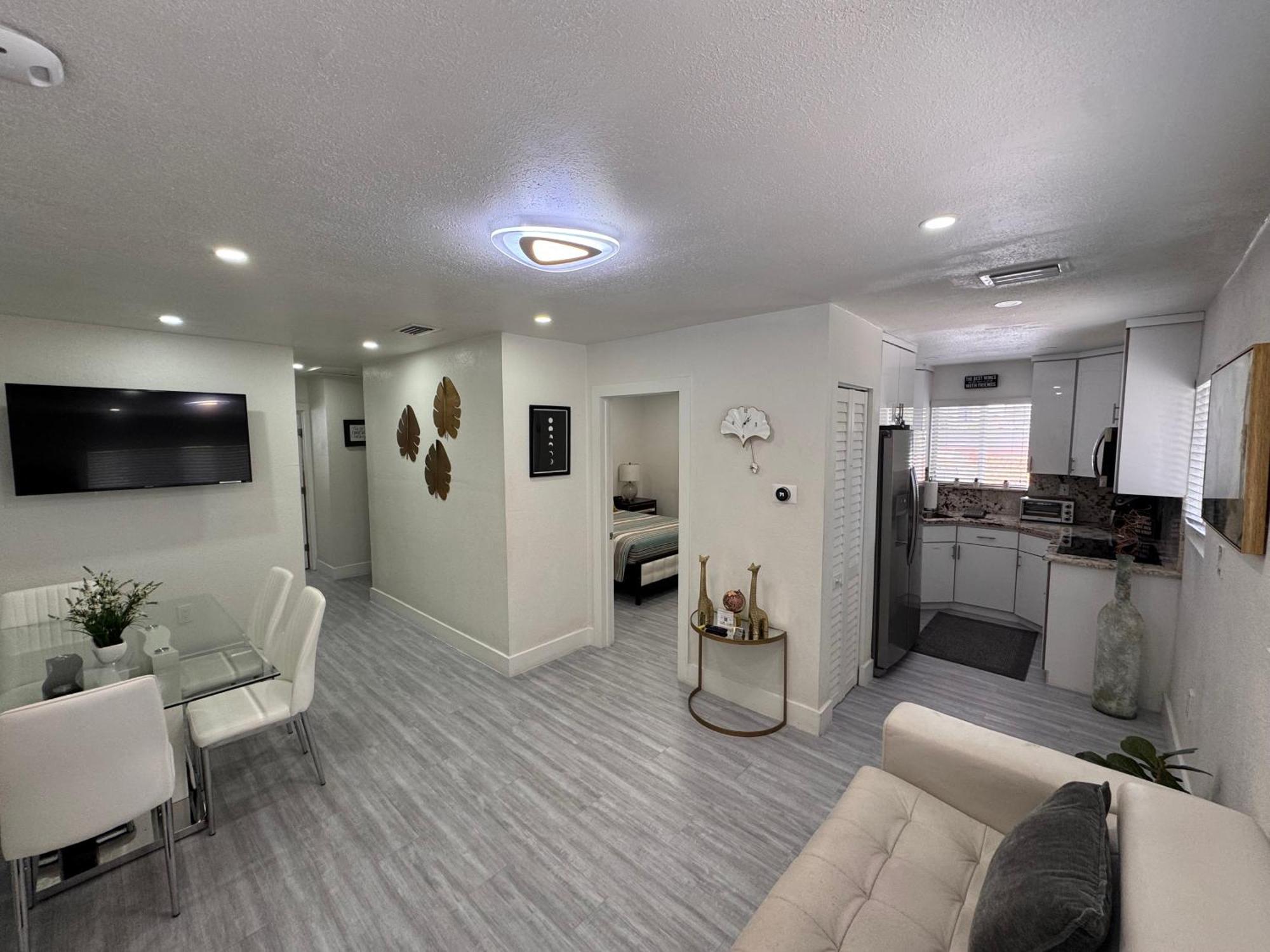 Appartement Stylish 2 Bedrooms By Airport